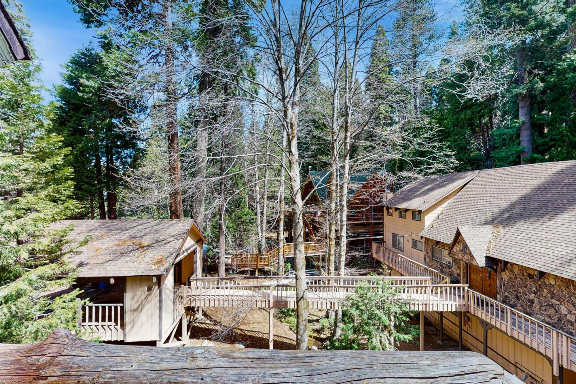 Вилла Babbling Brook Лейк-Эрроухед Экстерьер фото